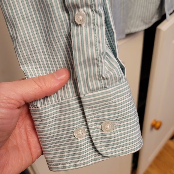 💖2 for $30!💖  RW&CO. Green and White Stripe Button Up Collar Shirt - Picture 5 of 8